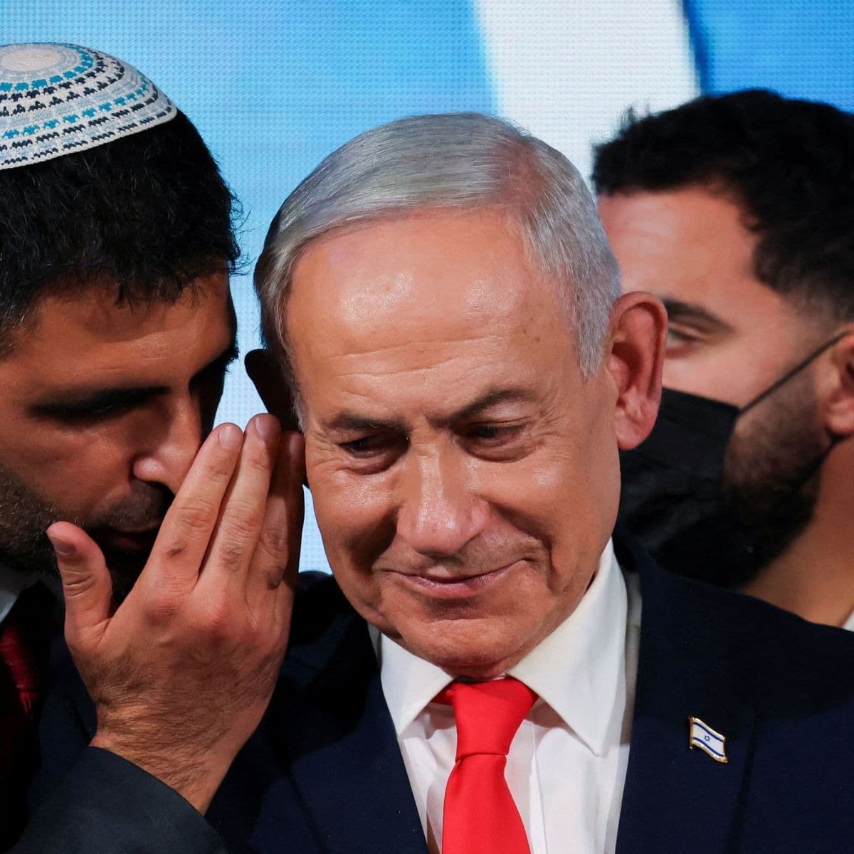 Benjamin Netanyahu discursando a apoiadores do Likud