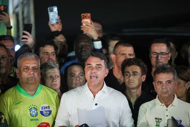 Renan Santos em vídeo publicado na rede X