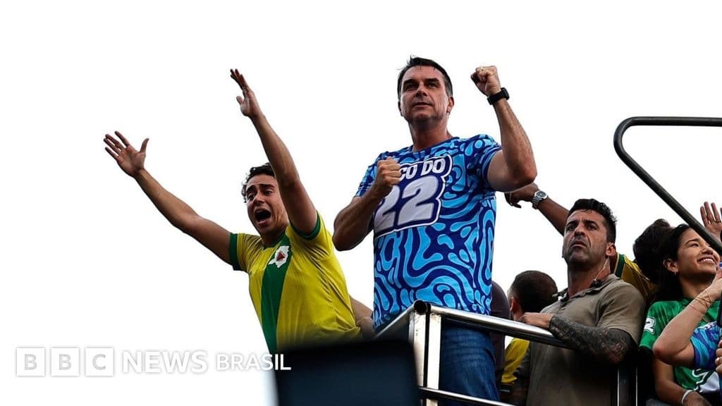 Lula e Flávio Bolsonaro durante a campanha presidencial brasileira de 2026